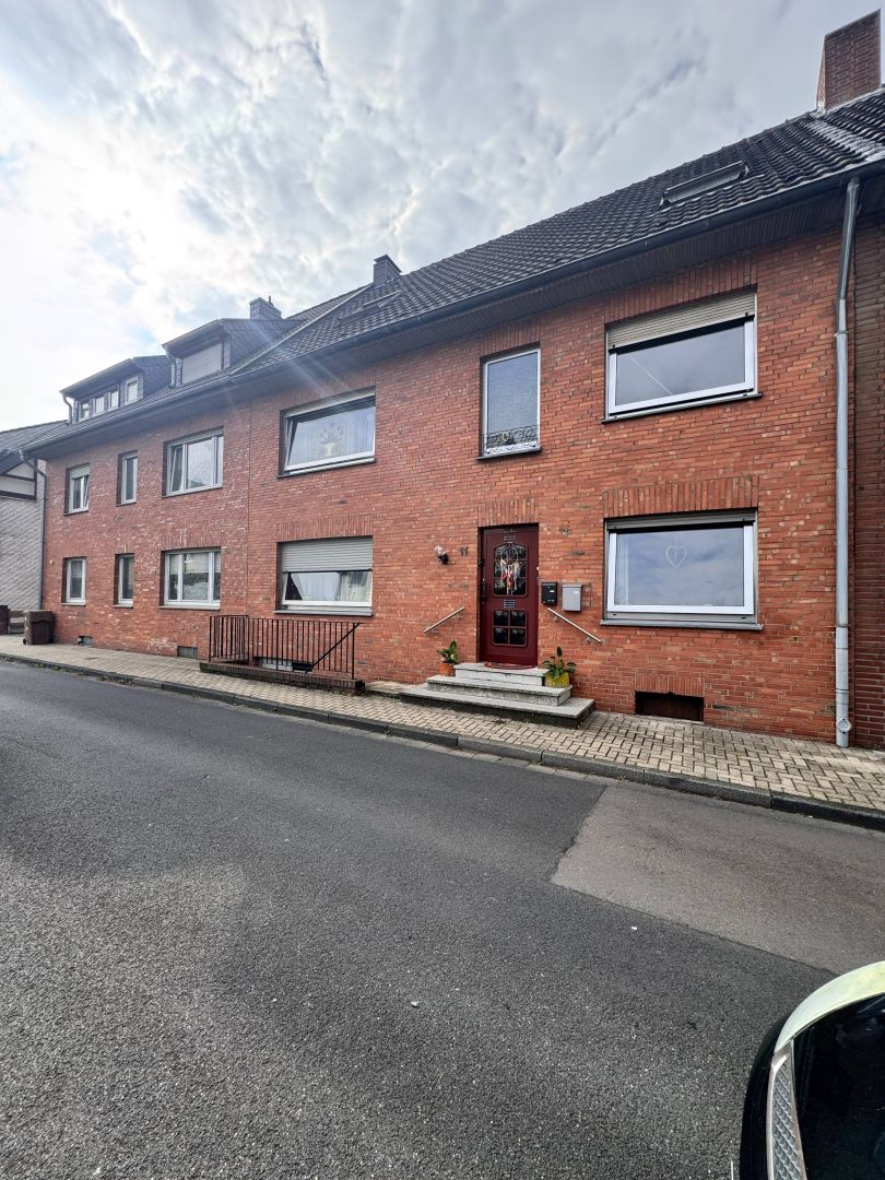 Großzügig wohnen, individuell gestalten – Ihr neues Zuhause in Neuss-Holzheim